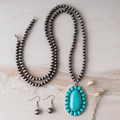 Turquoise Beaded Necklace